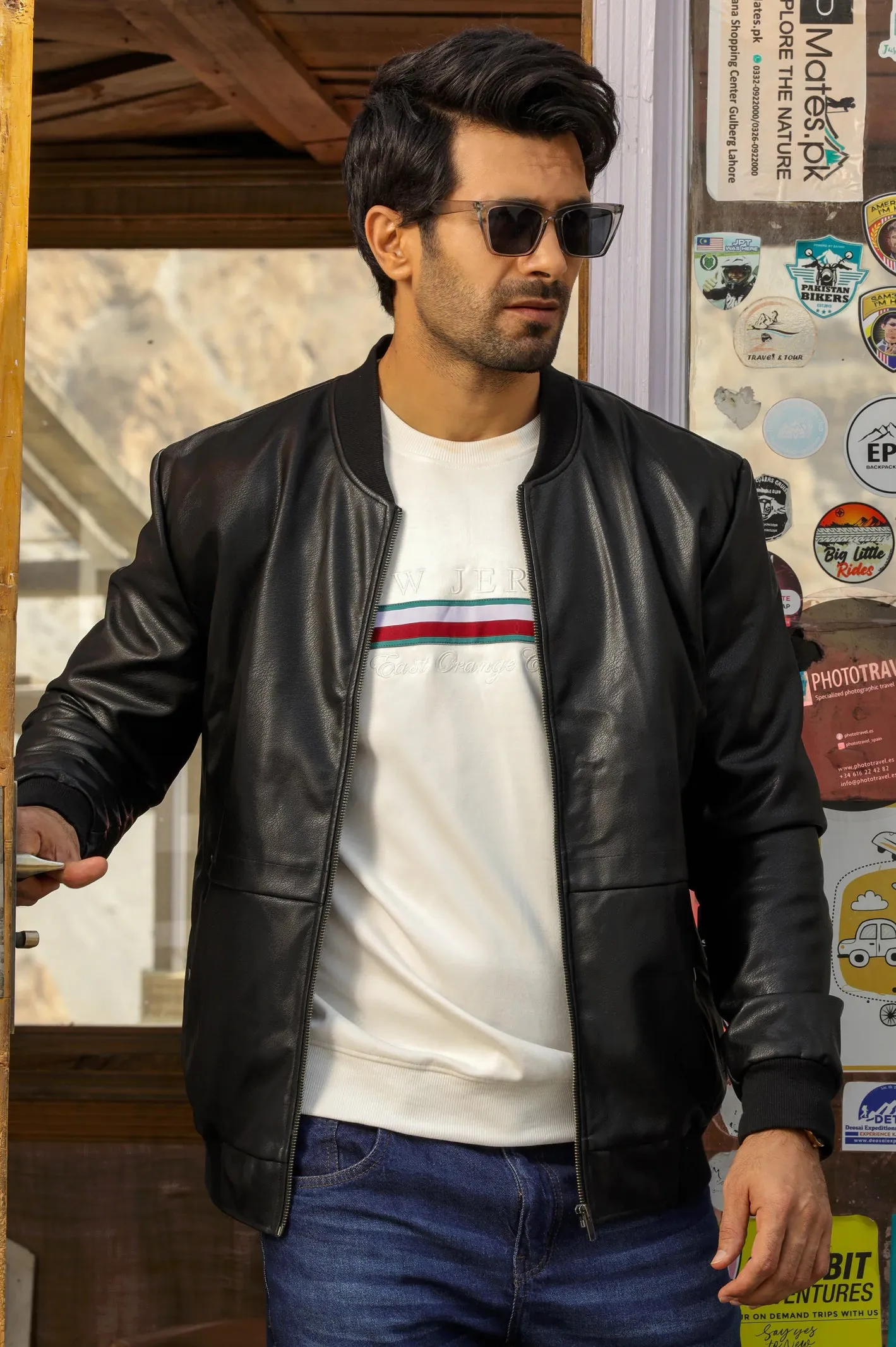 Crew Neck Embroidered Sweatshirt