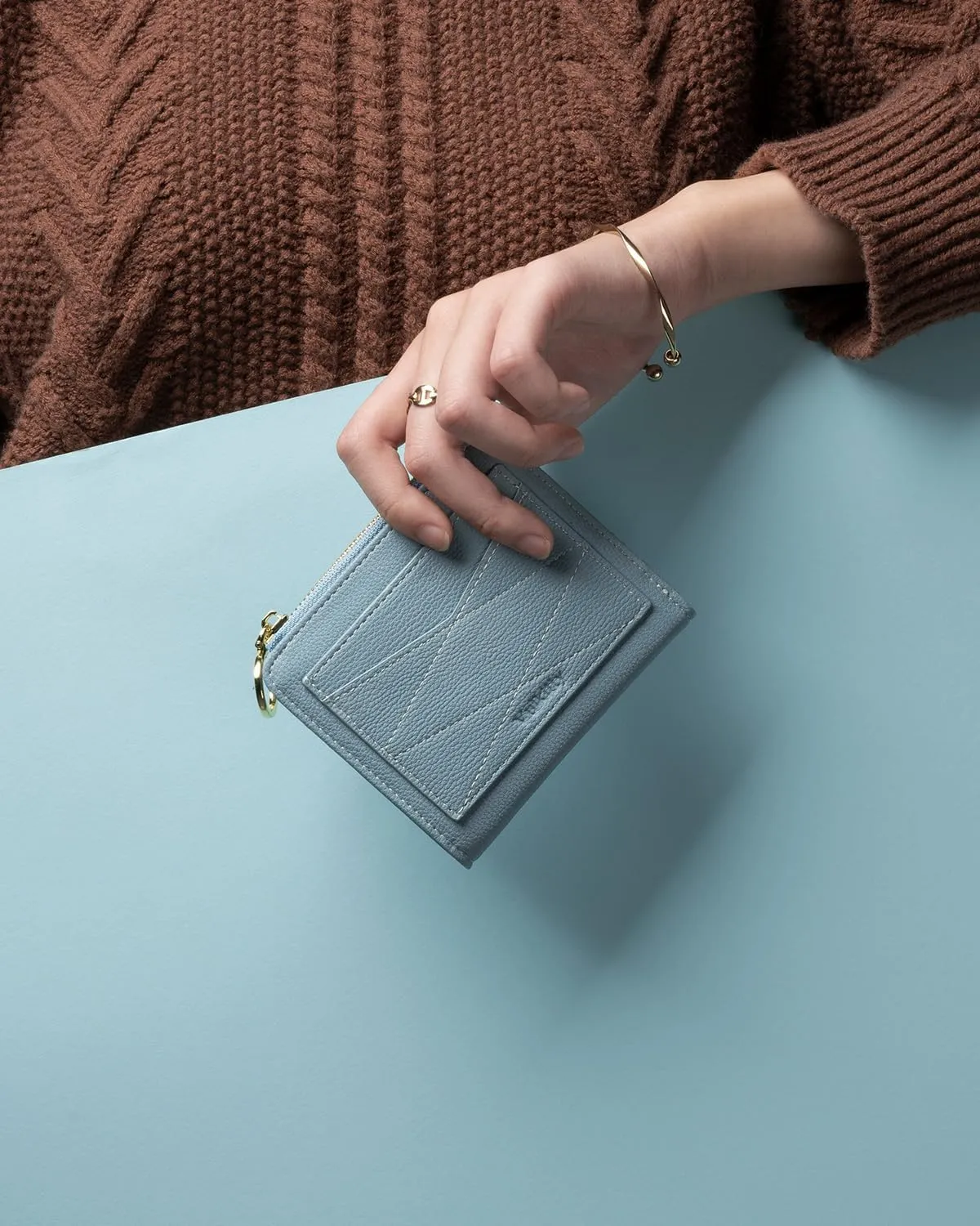 Leather Wallet for Woman RFID Blocking Bifold Small Compact Wallets Zipper Pocket Purse Large Capacity Card Hold Case with ID Window Blue