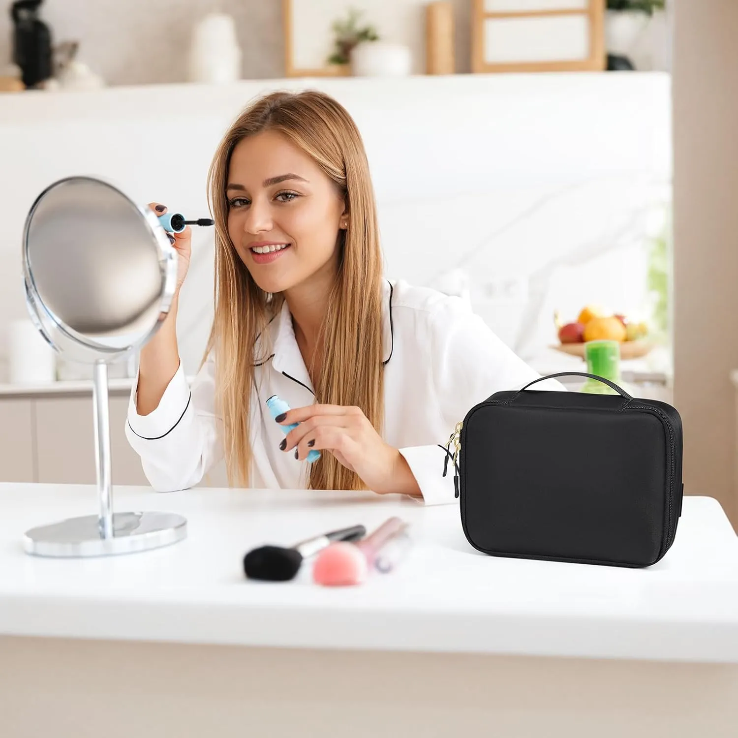 Makeup Bag, Small Travel Makeup Cosmetic Bag for Women, Portable Make up Brushes Holder Bag, Toiletry Bag, Compact Cosmetic Case Organizer, Black